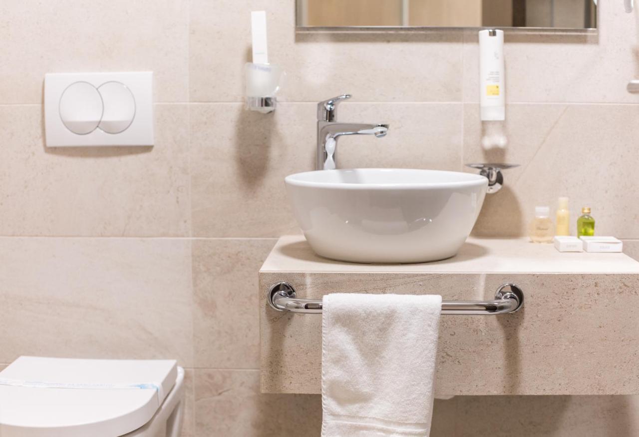 Hotel Grand Hedonist Pančevo Εξωτερικό φωτογραφία
